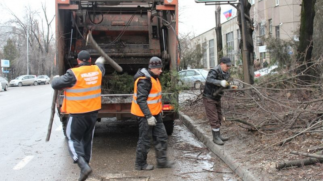 Уборка после стихийного бедствия в Ленинске-Кузнецком от 2913 руб